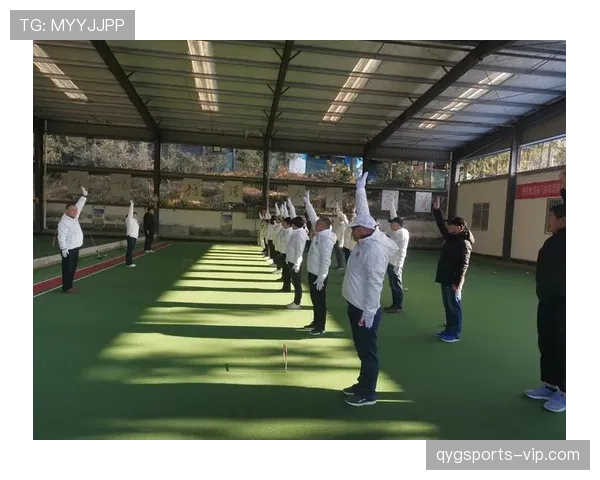 禁区规则详解：判罚标准与裁判执行关键条件分析